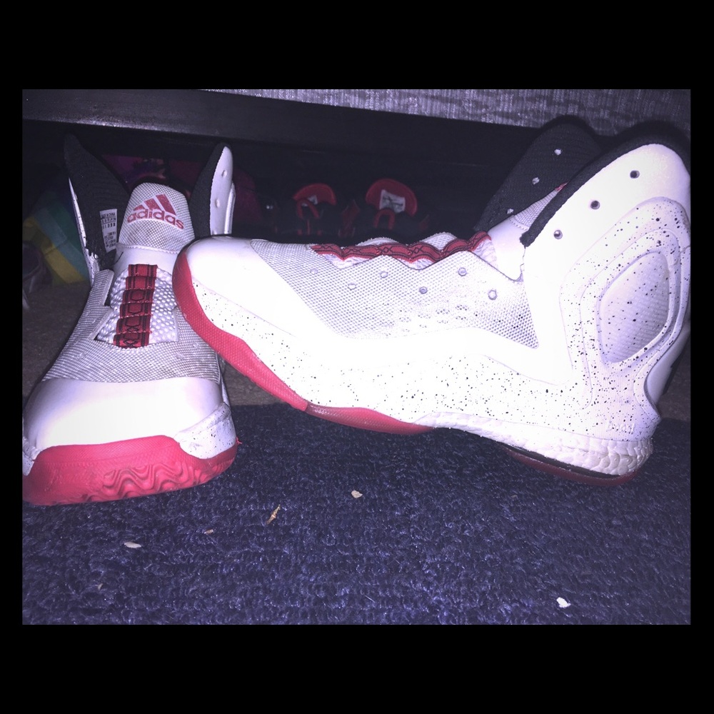 Adidas Sneakers